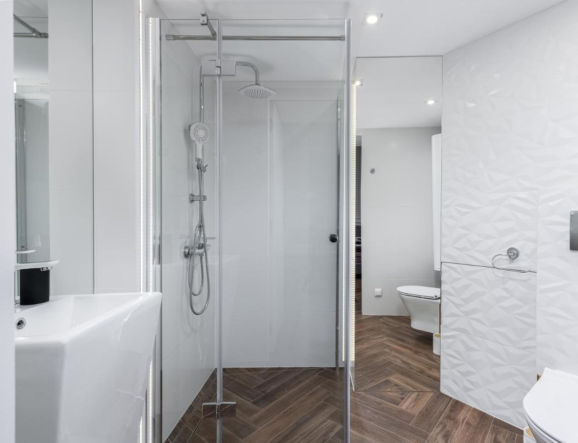 Vistula Boulevards Jacuzzi Apartment Cracovie Extérieur photo